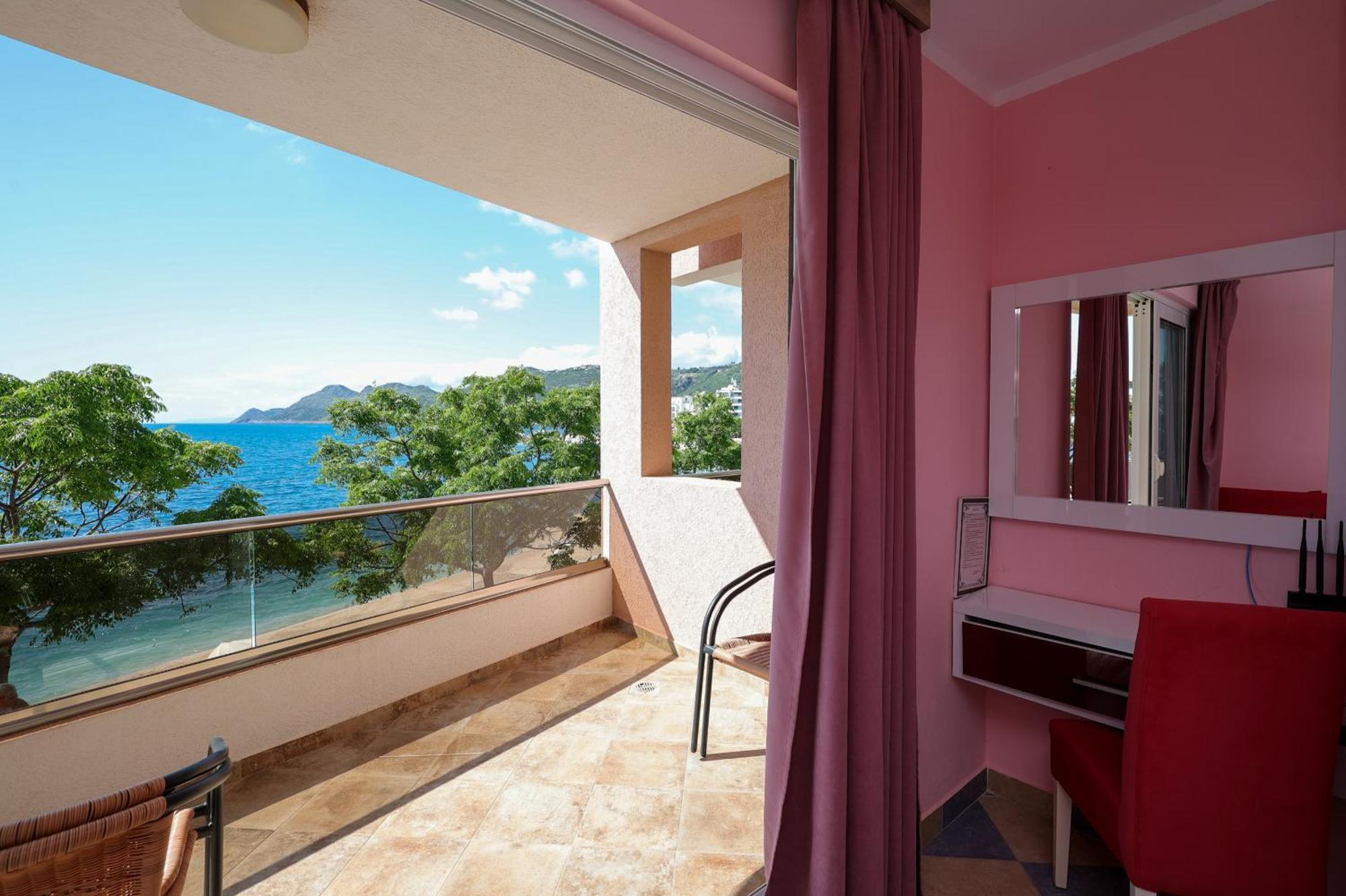 Athos Apartments Dobre Vode Dobra Voda Bagian luar foto