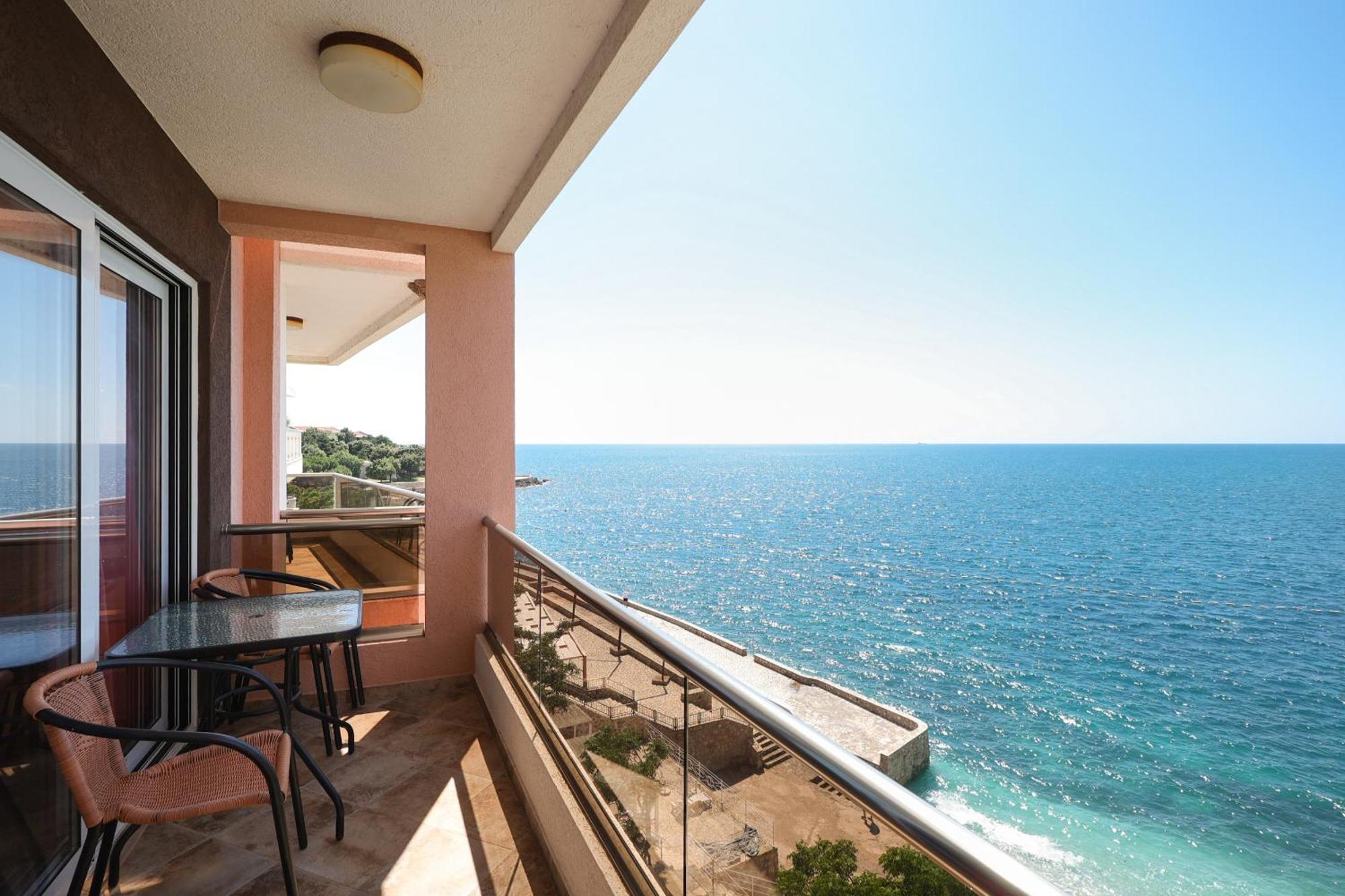 Athos Apartments Dobre Vode Dobra Voda Bagian luar foto