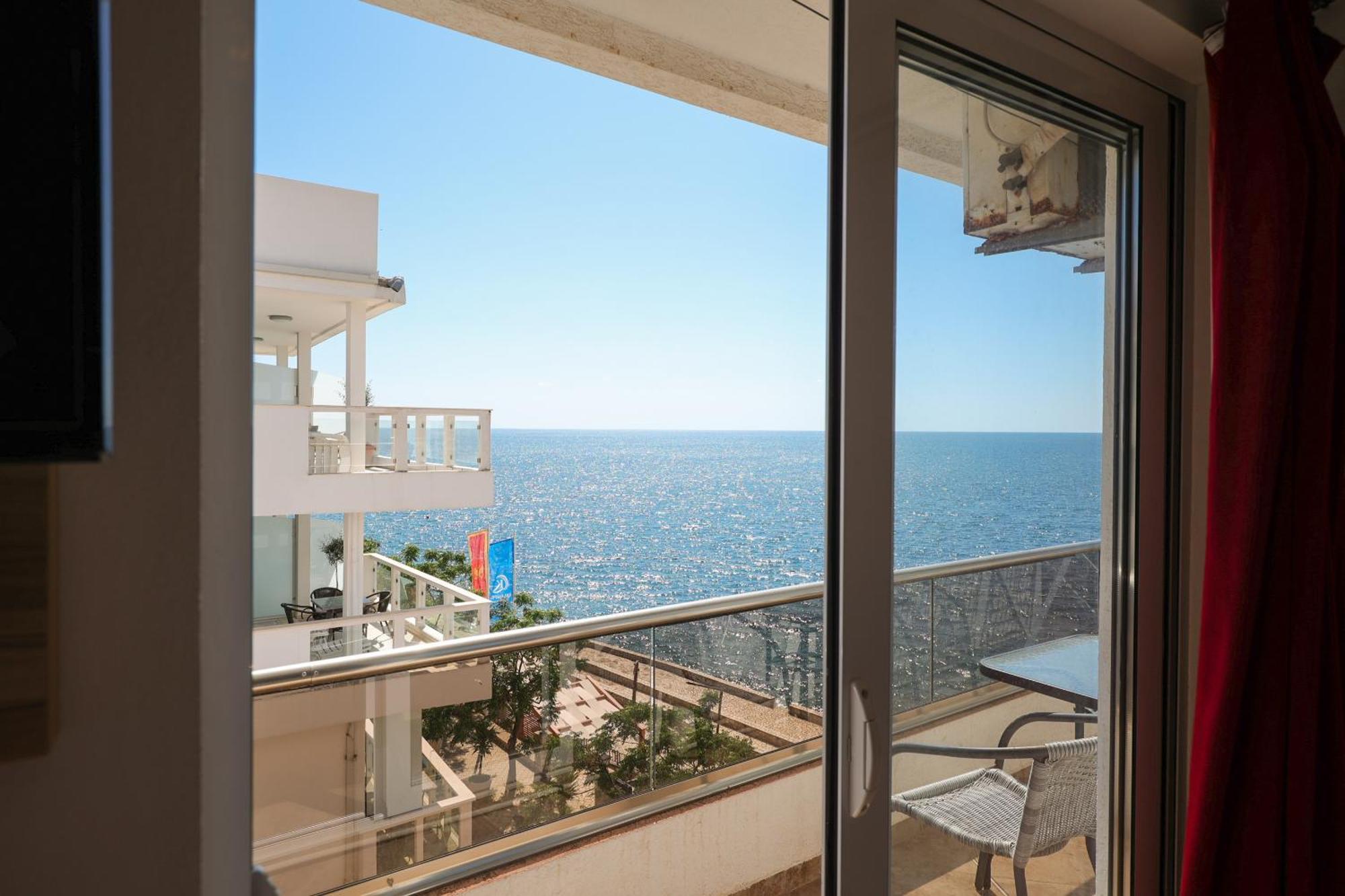 Athos Apartments Dobre Vode Dobra Voda Bagian luar foto